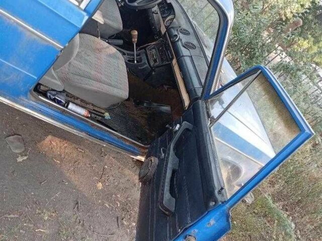 Синий ВАЗ 2103, объемом двигателя 1.5 л и пробегом 170 тыс. км за 180 $, фото 1 на Automoto.ua