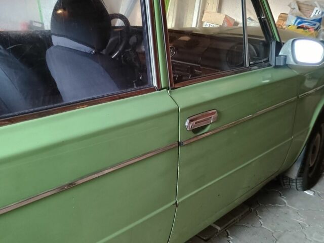 Зелений ВАЗ 2103, об'ємом двигуна 0 л та пробігом 150 тис. км за 166 $, фото 1 на Automoto.ua