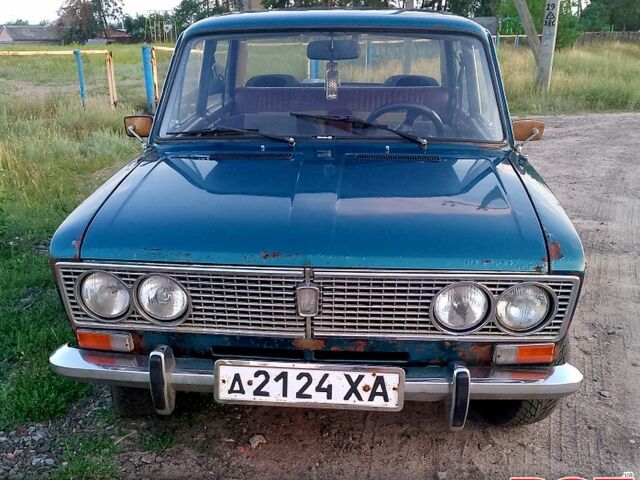 Зеленый ВАЗ 2103, объемом двигателя 1.6 л и пробегом 65 тыс. км за 600 $, фото 1 на Automoto.ua