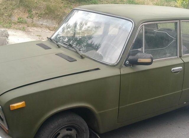 Зелений ВАЗ 2103, об'ємом двигуна 0 л та пробігом 299 тис. км за 601 $, фото 1 на Automoto.ua