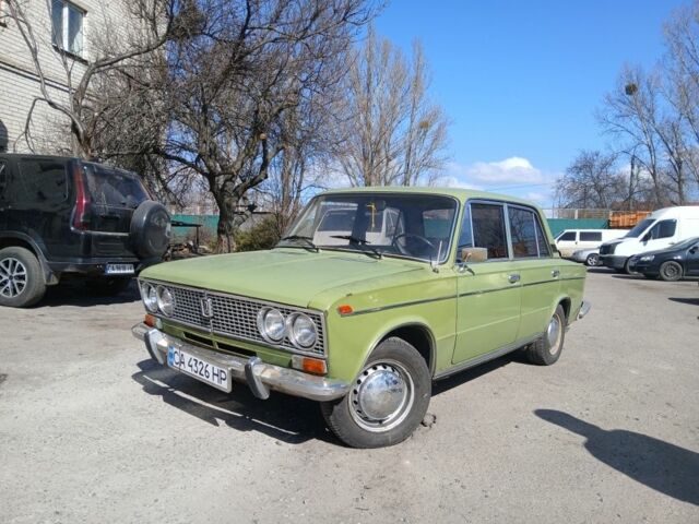Зеленый ВАЗ 2103, объемом двигателя 1.5 л и пробегом 160 тыс. км за 1300 $, фото 1 на Automoto.ua