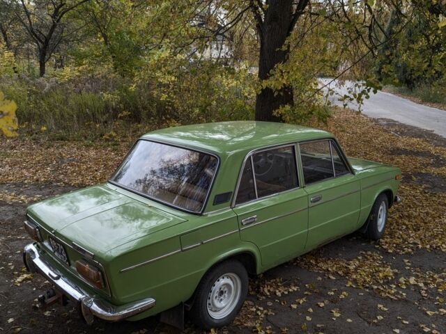 Зелений ВАЗ 2103, об'ємом двигуна 1.5 л та пробігом 122 тис. км за 892 $, фото 1 на Automoto.ua