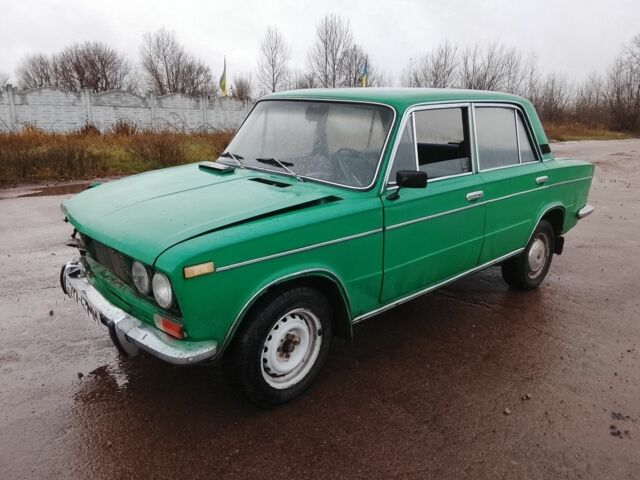 Зеленый ВАЗ 2103, объемом двигателя 1.5 л и пробегом 2 тыс. км за 600 $, фото 1 на Automoto.ua
