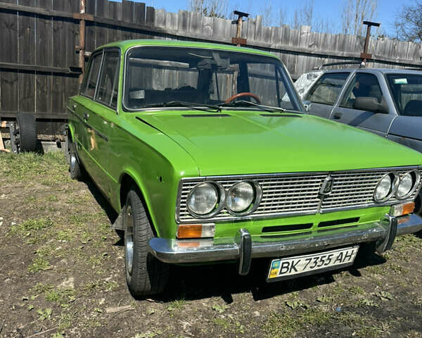 Зеленый ВАЗ 2103, объемом двигателя 1.5 л и пробегом 120 тыс. км за 1200 $, фото 1 на Automoto.ua