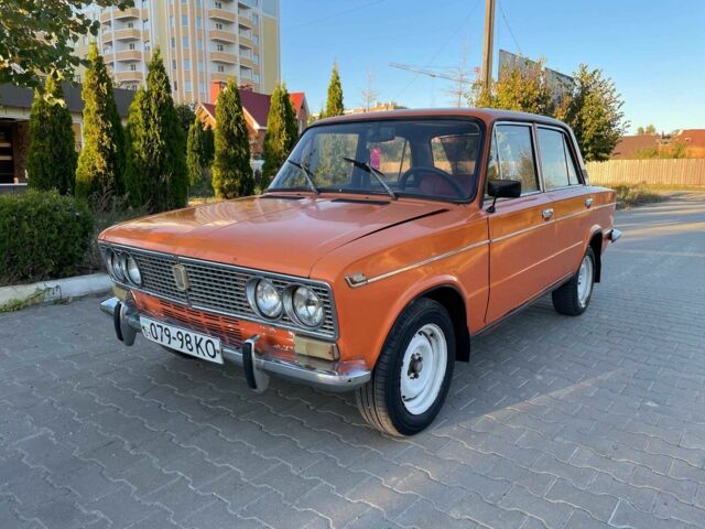 Оранжевый ВАЗ 2103, объемом двигателя 1.5 л и пробегом 145 тыс. км за 1350 $, фото 1 на Automoto.ua