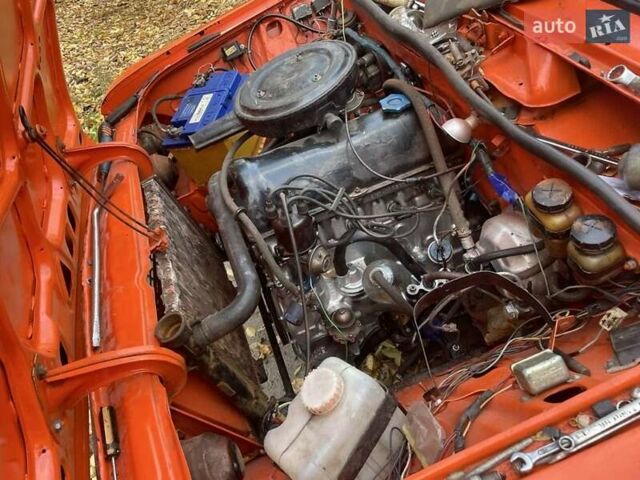 Помаранчевий ВАЗ 2103, об'ємом двигуна 1.5 л та пробігом 777 тис. км за 560 $, фото 1 на Automoto.ua