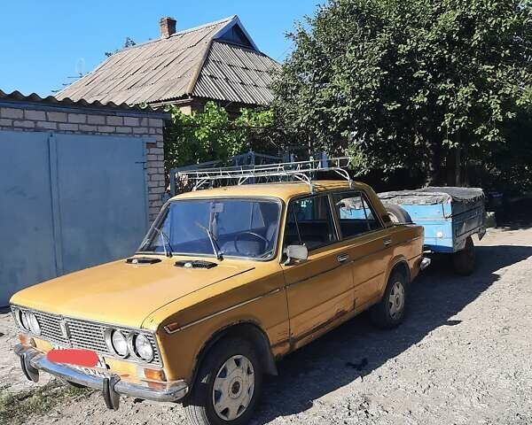 Оранжевый ВАЗ 2103, объемом двигателя 1.45 л и пробегом 90 тыс. км за 650 $, фото 1 на Automoto.ua