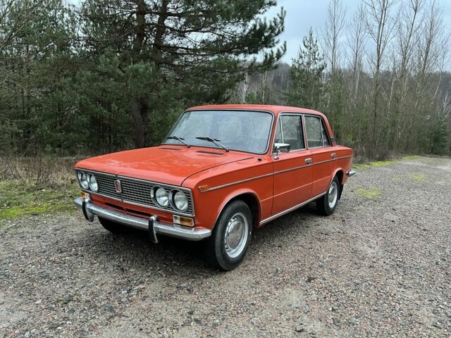 Помаранчевий ВАЗ 2103, об'ємом двигуна 1.3 л та пробігом 53 тис. км за 2500 $, фото 1 на Automoto.ua