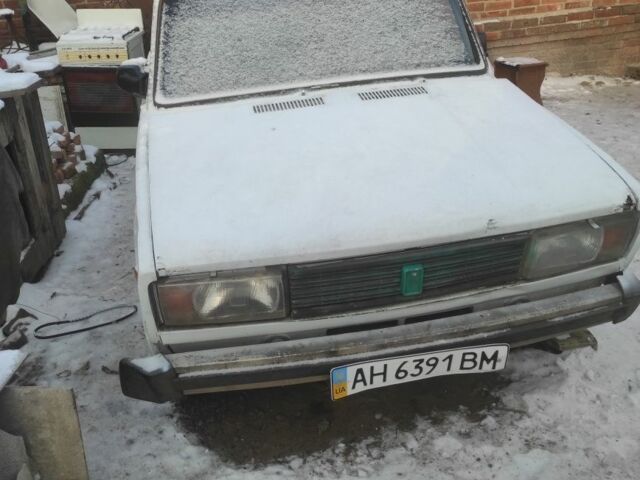 Белый ВАЗ 2104, объемом двигателя 0 л и пробегом 200 тыс. км за 231 $, фото 1 на Automoto.ua