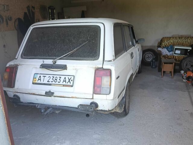 Белый ВАЗ 2104, объемом двигателя 1.5 л и пробегом 288 тыс. км за 450 $, фото 1 на Automoto.ua