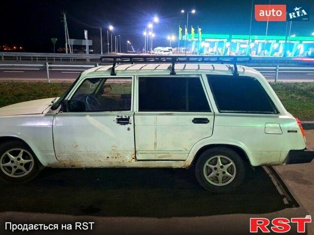 Белый ВАЗ 2104, объемом двигателя 1.5 л и пробегом 130 тыс. км за 1000 $, фото 1 на Automoto.ua