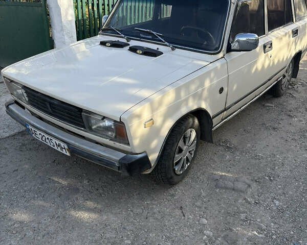 Белый ВАЗ 2104, объемом двигателя 1.3 л и пробегом 210 тыс. км за 600 $, фото 1 на Automoto.ua