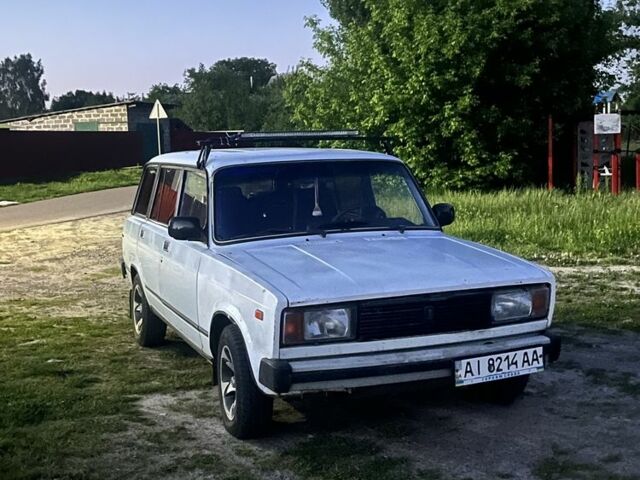 Белый ВАЗ 2104, объемом двигателя 1.5 л и пробегом 100 тыс. км за 1200 $, фото 1 на Automoto.ua