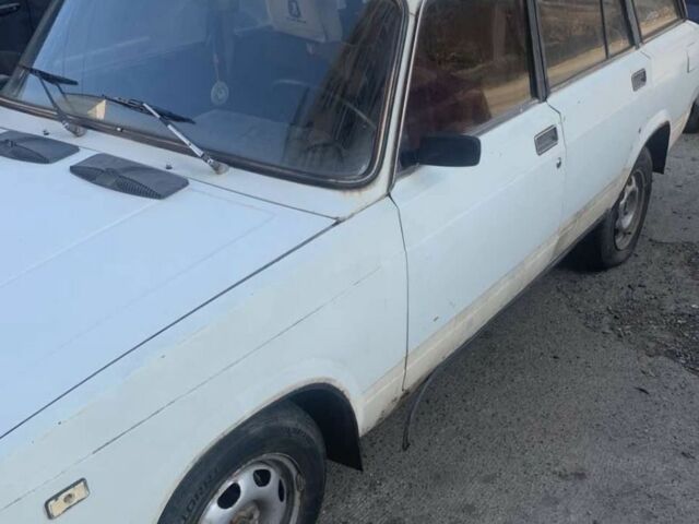 Белый ВАЗ 2104, объемом двигателя 0 л и пробегом 1 тыс. км за 400 $, фото 1 на Automoto.ua