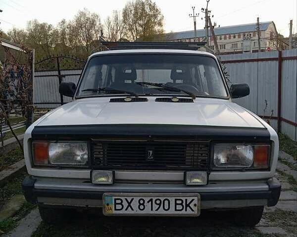 Белый ВАЗ 2104, объемом двигателя 1.3 л и пробегом 20 тыс. км за 1000 $, фото 1 на Automoto.ua