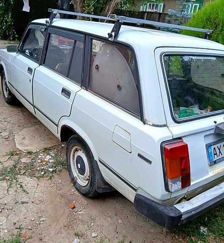 Белый ВАЗ 2104, объемом двигателя 1.3 л и пробегом 153 тыс. км за 850 $, фото 1 на Automoto.ua