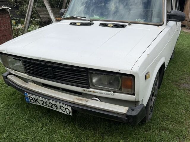 Белый ВАЗ 2104, объемом двигателя 1.3 л и пробегом 10 тыс. км за 395 $, фото 1 на Automoto.ua