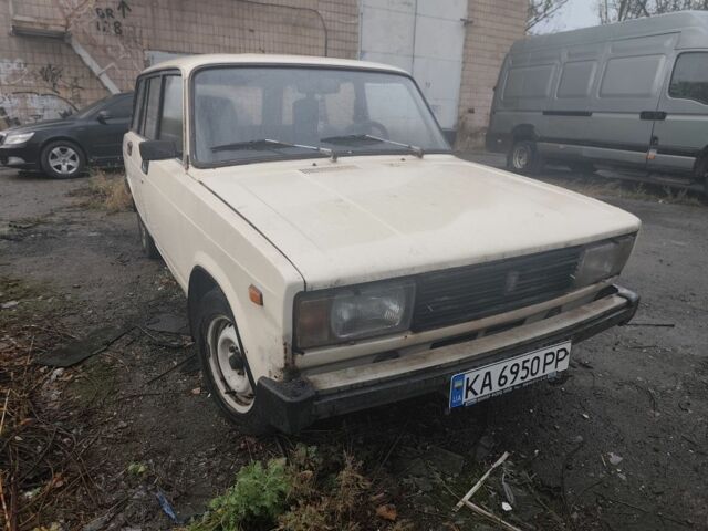 Белый ВАЗ 2104, объемом двигателя 1.5 л и пробегом 80 тыс. км за 450 $, фото 1 на Automoto.ua