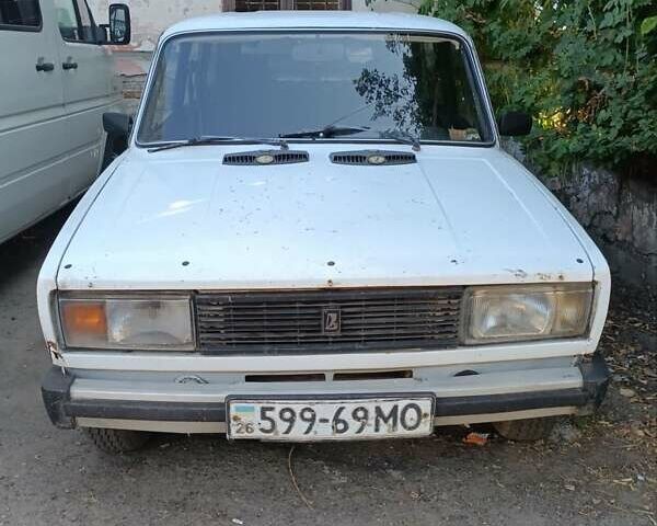 Белый ВАЗ 2104, объемом двигателя 1.3 л и пробегом 320 тыс. км за 680 $, фото 1 на Automoto.ua