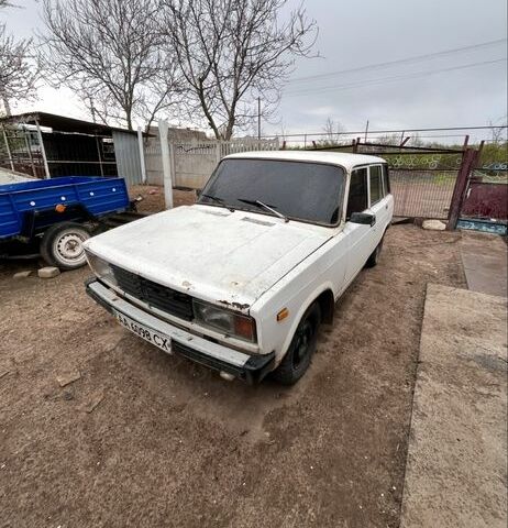Белый ВАЗ 2104, объемом двигателя 1.3 л и пробегом 90 тыс. км за 402 $, фото 1 на Automoto.ua