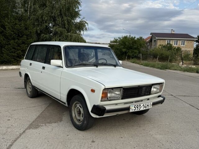 Белый ВАЗ 2104, объемом двигателя 1.6 л и пробегом 250 тыс. км за 1503 $, фото 1 на Automoto.ua
