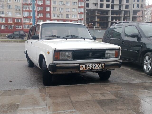 Белый ВАЗ 2104, объемом двигателя 0 л и пробегом 100 тыс. км за 600 $, фото 1 на Automoto.ua