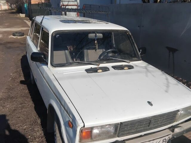 Белый ВАЗ 2104, объемом двигателя 0 л и пробегом 100 тыс. км за 588 $, фото 1 на Automoto.ua