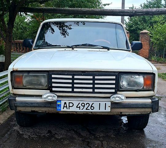 Белый ВАЗ 2104, объемом двигателя 1.3 л и пробегом 333 тыс. км за 850 $, фото 1 на Automoto.ua