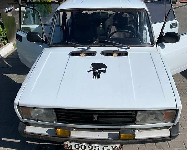 Белый ВАЗ 2104, объемом двигателя 0 л и пробегом 66 тыс. км за 1000 $, фото 1 на Automoto.ua