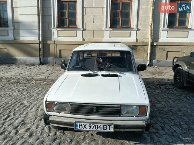 Белый ВАЗ 2104, объемом двигателя 1.5 л и пробегом 250 тыс. км за 1050 $, фото 1 на Automoto.ua