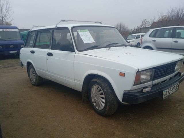 Белый ВАЗ 2104, объемом двигателя 0 л и пробегом 250 тыс. км за 815 $, фото 1 на Automoto.ua