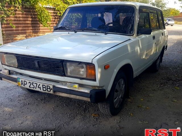 Белый ВАЗ 2104, объемом двигателя 1.5 л и пробегом 200 тыс. км за 600 $, фото 1 на Automoto.ua