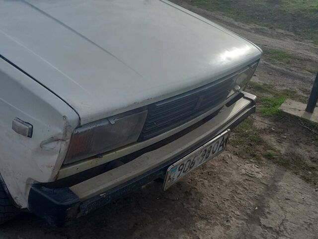 Белый ВАЗ 2104, объемом двигателя 1.3 л и пробегом 100 тыс. км за 800 $, фото 1 на Automoto.ua