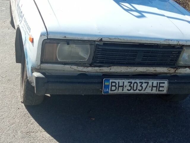 Белый ВАЗ 2104, объемом двигателя 1.5 л и пробегом 1000 тыс. км за 450 $, фото 1 на Automoto.ua