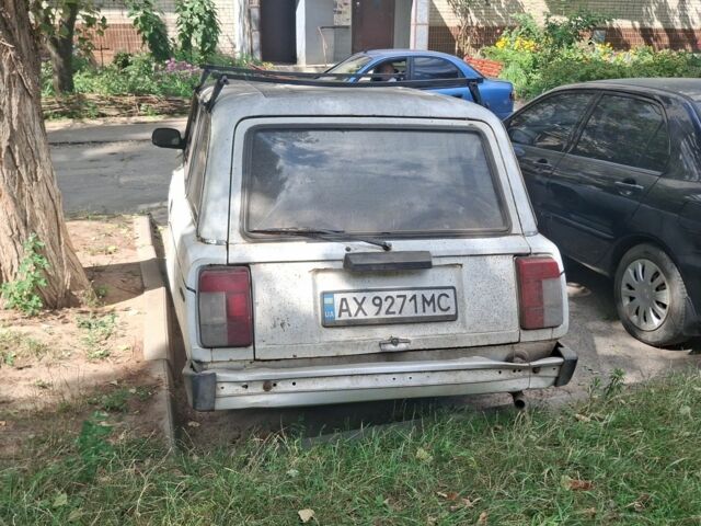 Белый ВАЗ 2104, объемом двигателя 1.5 л и пробегом 300 тыс. км за 559 $, фото 1 на Automoto.ua
