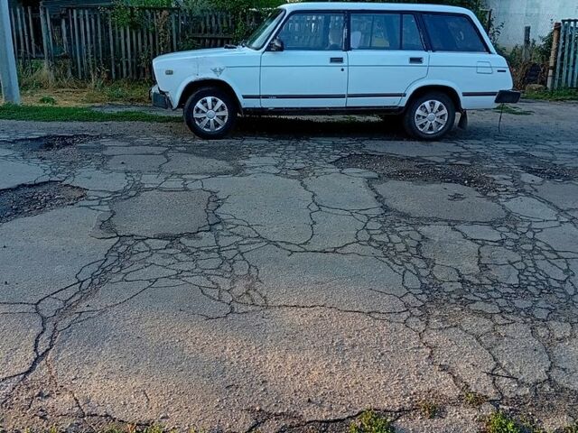 Білий ВАЗ 2104, об'ємом двигуна 1.5 л та пробігом 50 тис. км за 1000 $, фото 1 на Automoto.ua
