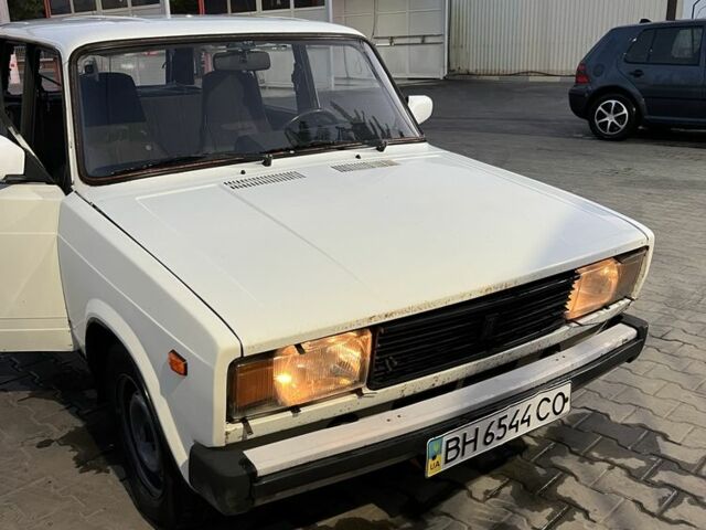 Белый ВАЗ 2104, объемом двигателя 1.5 л и пробегом 70 тыс. км за 1103 $, фото 1 на Automoto.ua