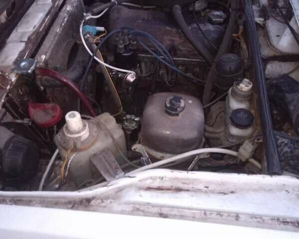 Белый ВАЗ 2104, объемом двигателя 1.45 л и пробегом 200 тыс. км за 800 $, фото 1 на Automoto.ua