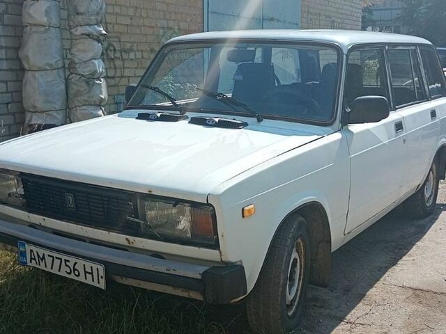 Белый ВАЗ 2104, объемом двигателя 1.45 л и пробегом 170 тыс. км за 693 $, фото 1 на Automoto.ua
