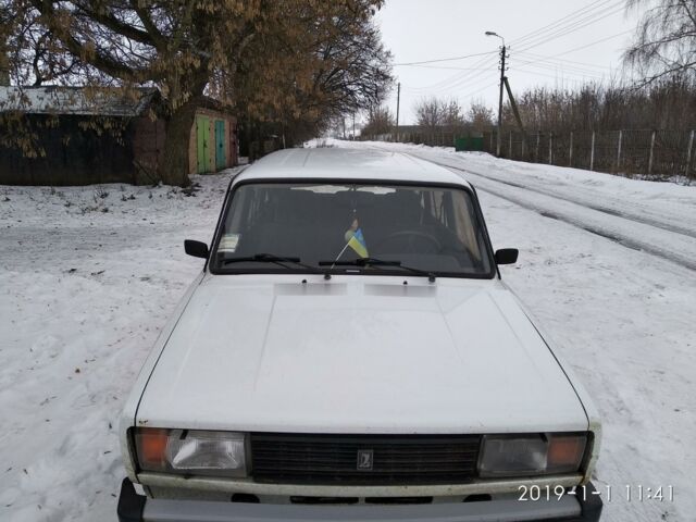 Белый ВАЗ 2104, объемом двигателя 1.6 л и пробегом 10 тыс. км за 1400 $, фото 1 на Automoto.ua