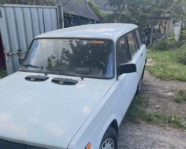 Білий ВАЗ 2104, об'ємом двигуна 1.5 л та пробігом 60 тис. км за 1500 $, фото 1 на Automoto.ua