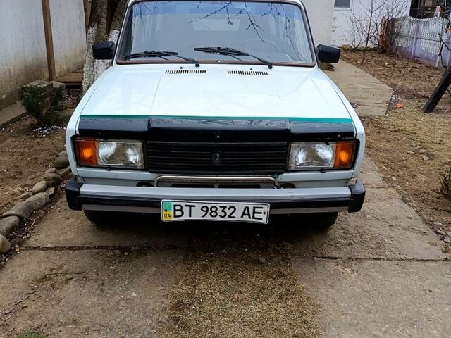 Белый ВАЗ 2104, объемом двигателя 1.5 л и пробегом 200 тыс. км за 900 $, фото 1 на Automoto.ua
