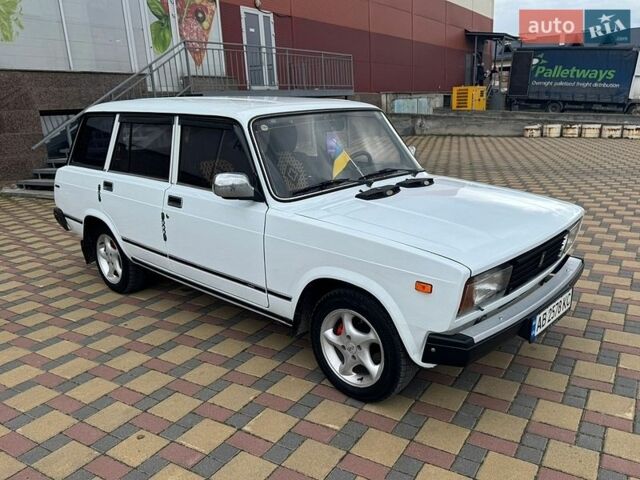Белый ВАЗ 2104, объемом двигателя 1.5 л и пробегом 88 тыс. км за 1949 $, фото 1 на Automoto.ua