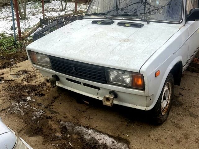 Белый ВАЗ 2104, объемом двигателя 1.6 л и пробегом 1500 тыс. км за 250 $, фото 1 на Automoto.ua