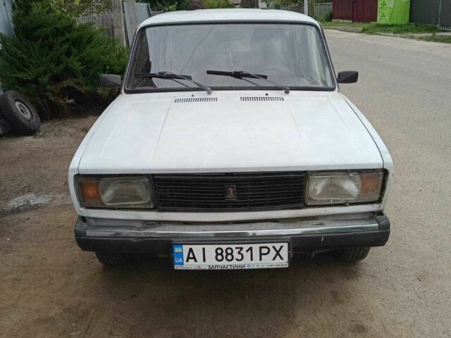 Белый ВАЗ 2104, объемом двигателя 1.5 л и пробегом 250 тыс. км за 615 $, фото 1 на Automoto.ua