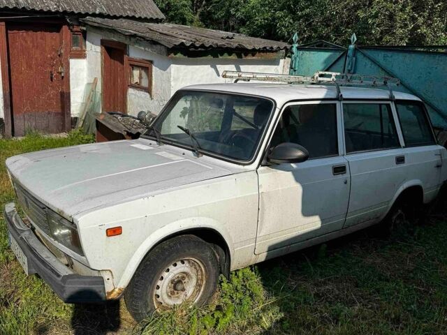 Білий ВАЗ 2104, об'ємом двигуна 1.57 л та пробігом 70 тис. км за 400 $, фото 1 на Automoto.ua