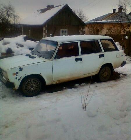 Білий ВАЗ 2104, об'ємом двигуна 1.5 л та пробігом 150 тис. км за 644 $, фото 1 на Automoto.ua