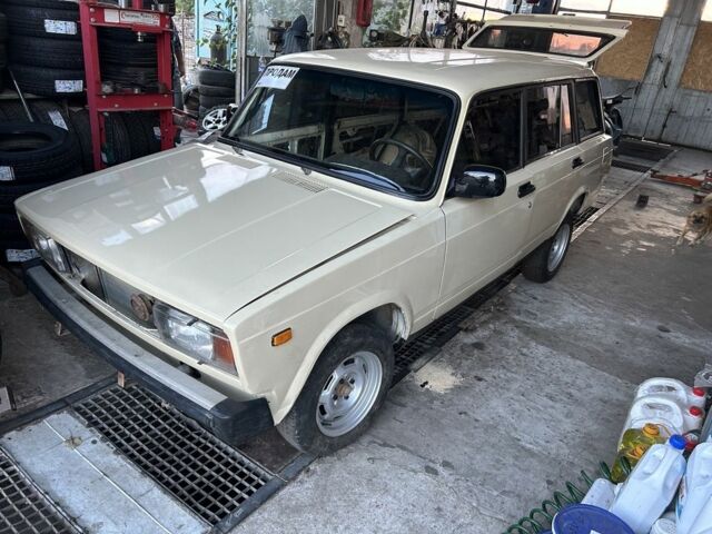 Бежевий ВАЗ 2104, об'ємом двигуна 1.5 л та пробігом 150 тис. км за 1649 $, фото 1 на Automoto.ua