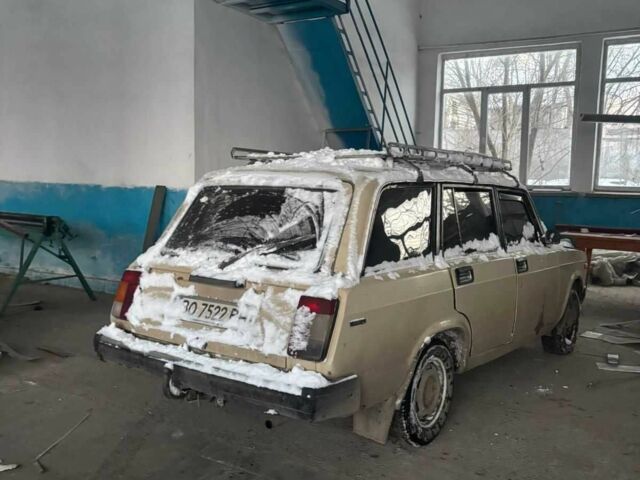 Бежевый ВАЗ 2104, объемом двигателя 1.5 л и пробегом 124 тыс. км за 300 $, фото 1 на Automoto.ua