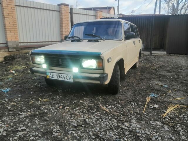 Бежевый ВАЗ 2104, объемом двигателя 0 л и пробегом 200 тыс. км за 800 $, фото 1 на Automoto.ua